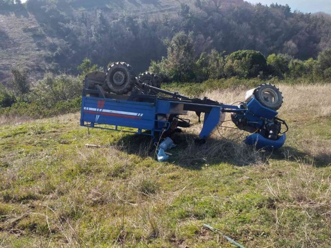 Zonguldak’ta Tarım Aracı Devrildi: 1 Yaralı