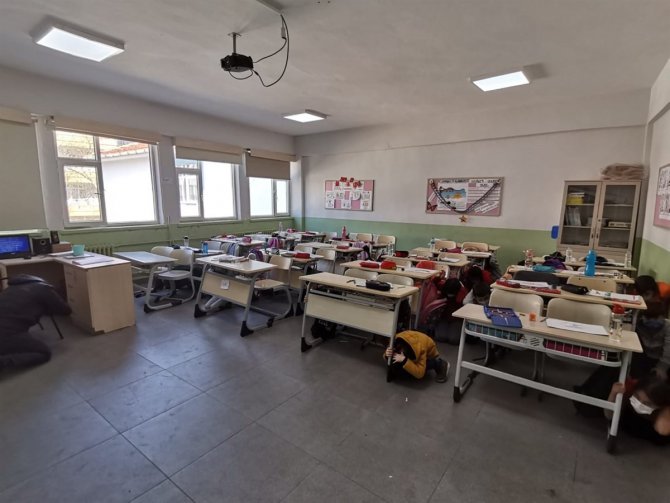 4.1 İle Sallanan Şarköy’de Deprem Tatbikatı