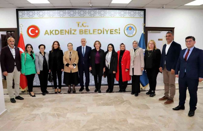 Başkan Gültak, Ak Parti Myk Ve Mkyk Üyelerini Ağırladı