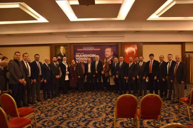 Ak Parti Genel Başkan Yardımcısı Kandemir Manisa’da Temaslarda Bulundu