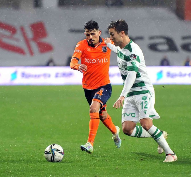 Spor Toto Süper Lig: Başakşehir: 2 - Konyaspor: 1 (Maç Sonucu)