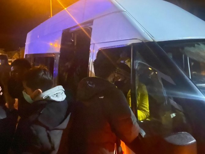 Bitlis’te 122 Düzensiz Göçmen Yakalandı