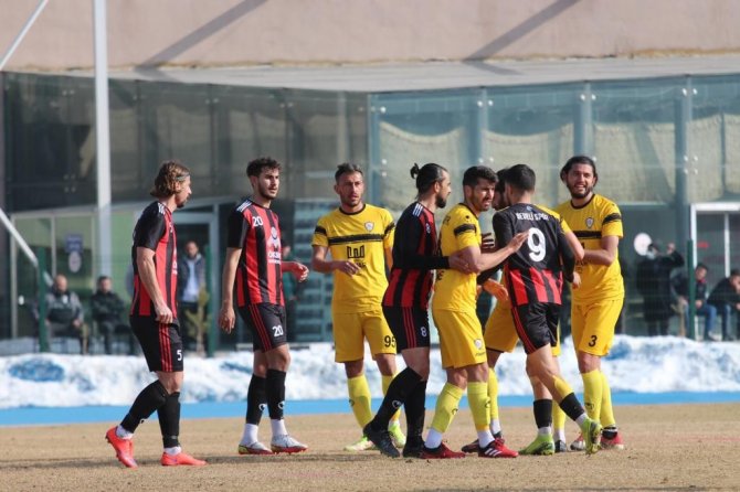 Bölgesel Amatör: Kayseri Emar Grup Fk: 1 - Develispor: 1
