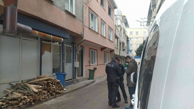 Bursa’da Genç Kadın Evinde Ölü Bulundu