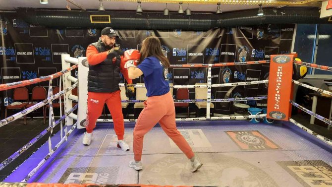 Seren Ay Çetin: "Şampiyonu Yenmeden Şampiyon Sayılmayız"