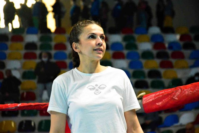 Dünya Ve Avrupa Şampiyonu Seda Duygu Aygün, Yeni Şampiyonlar Yetiştiriyor