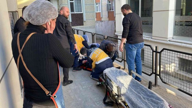 Düzce’de 4. Kattan Düşen Kişi Hayatını Kaybetti
