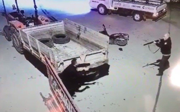 Site Bekçisinin 1 Kişiyi Öldürdüğü, 1 Kişiyi De Yaraladığı Kavganın Görüntüleri Ortaya Çıktı