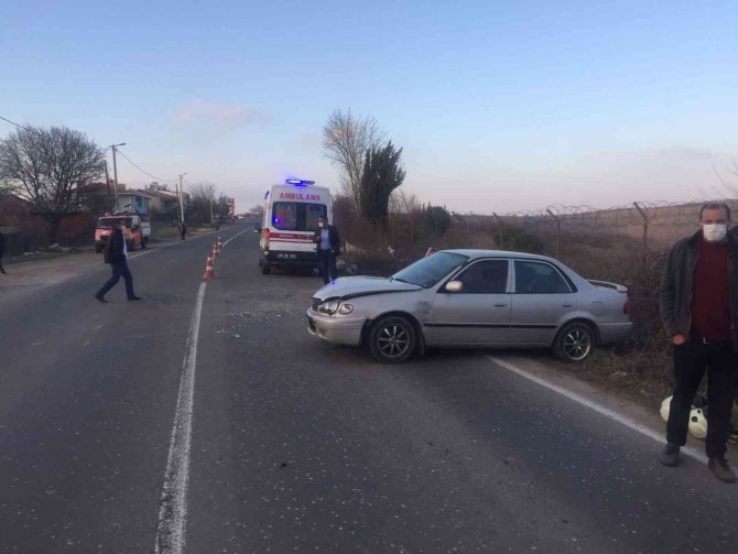 İ̇ki Otomobil Çarpıştı; 1 Yaralı