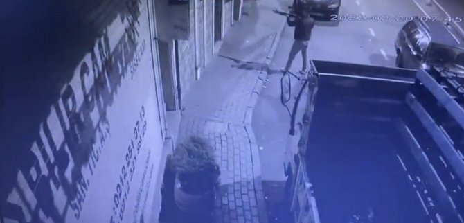 İ̇stanbul’da Pompalı Dehşet Kamerada: “Benimle İlgilenmediler” Deyip Müzikhole Ateş Açtı