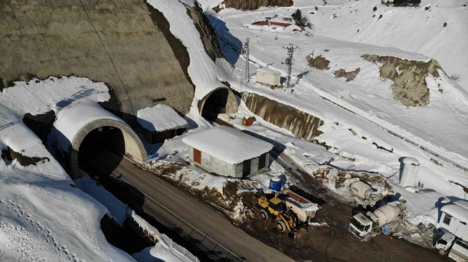 Açılan Tünel İle Eğribel Kabusu Sona Erdi