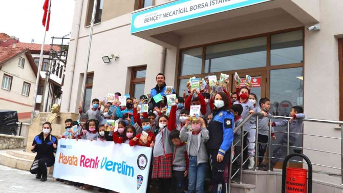 “Hayata Renk Verelim Projesi”nin Bilgilendirme Seminerleri Sürüyor
