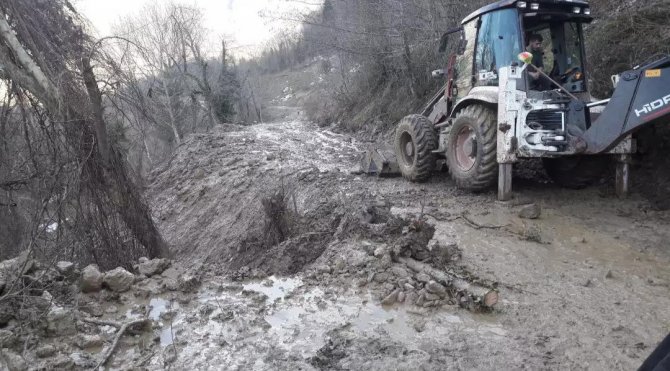 Kastamonu’da Heyelanlar Devam Ediyor