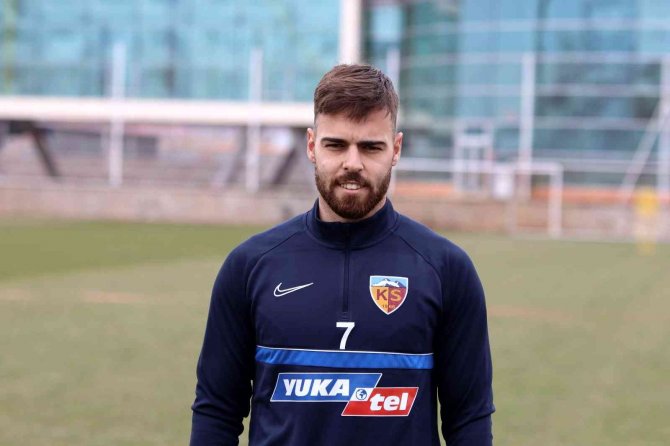 Hikmet Karaman: "Trabzon’da En İyi Futbolumuzu Oynayıp, Güzel Skorla Kayseri’ye Dönmek İstiyoruz"