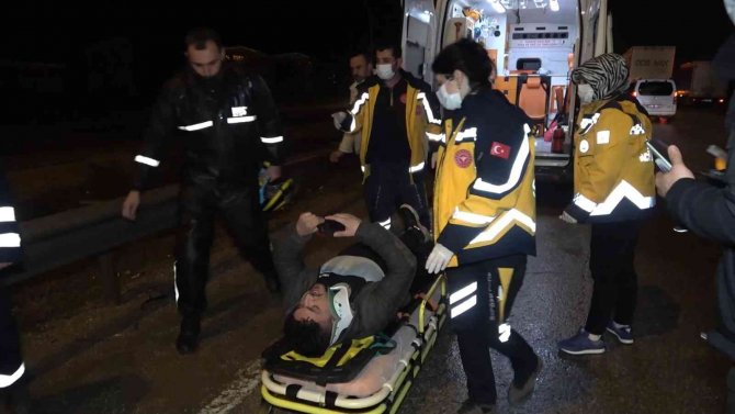 Motosikletli Kurye Sipariş Yetiştirirken Kaza Yaptı