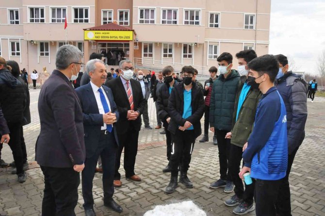 Başkan Akkaya Fen Lisesi Öğrencileri İle Buluştu