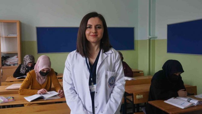 Emine Erdoğan Öncülüğünde Başlatılan ‘Nerde Kalmıştık Projesi’ Edirneli Kadınlara Umut Oldu