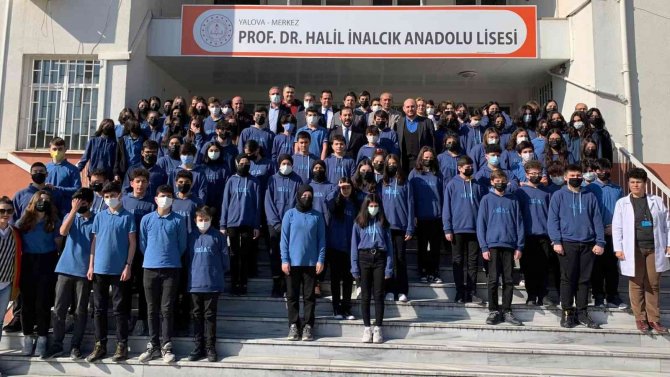 Yalova’da "Tarihçilerin Kutbu Halil İ̇nalcık" Konferansı