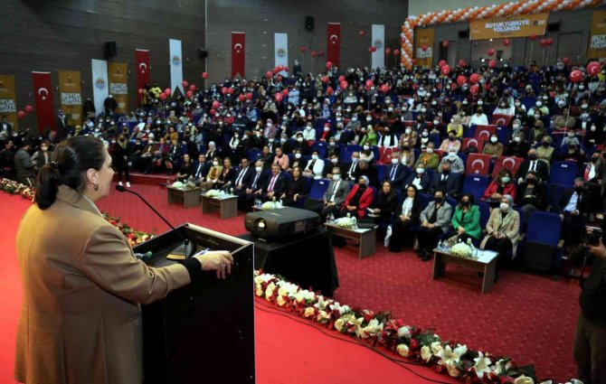 Gültak, ’Kadın Emeği Türkiye’nin İstikbali’ Programına Katıldı