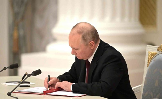 Rusya Devlet Başkanı Putin, Donetsk Ve Luhansk’ın Bağımsızlığını Tanıdı