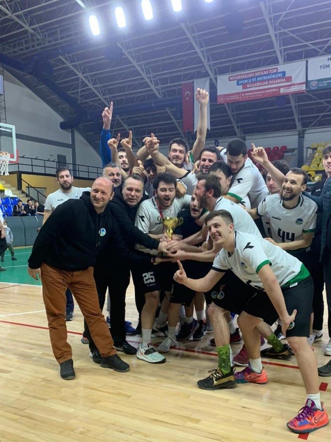 Şampiyon Sakarya Büyükşehir Belediyespor Oldu