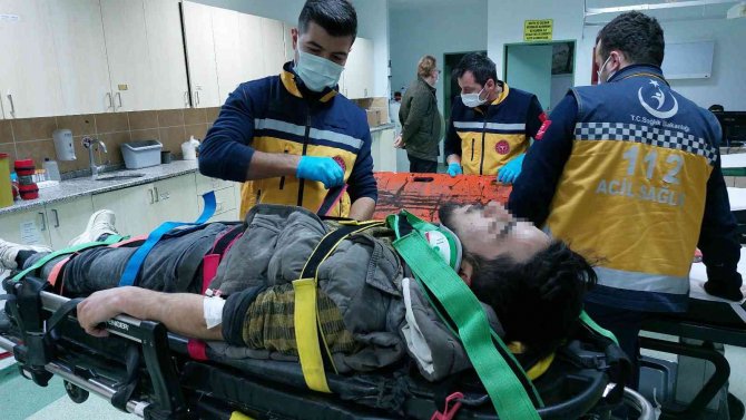 Pencereden Balkona Geçmek İsteyen Mermer Ustası Birinci Kattan Düştü