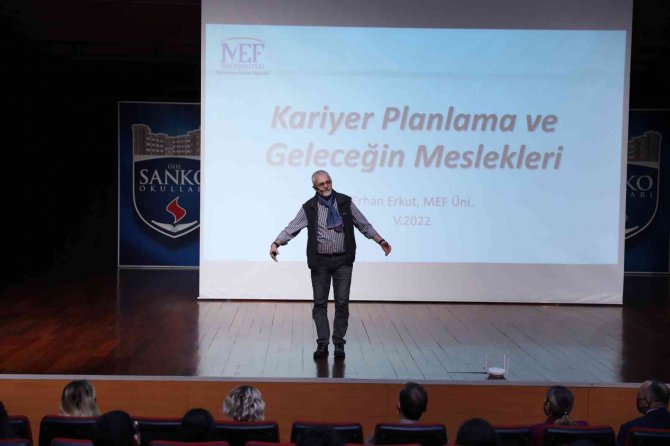 Sanko Okulları’nda Kariyer Günü Ve Üniversite Fuarı Başladı
