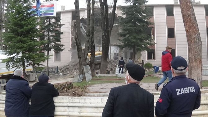 Tokat’ta 73 Yıllık Hükümet Konağında Yıkım Çalışması Başlatıldı