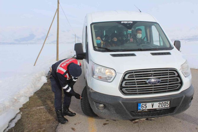 Muradiye’de Okul Servislerine Yönelik Denetim