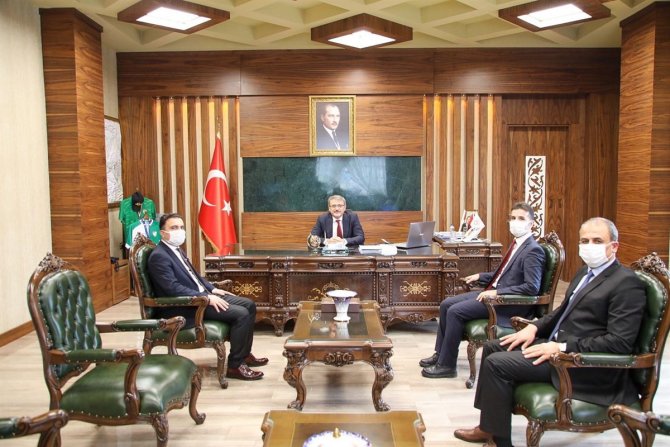 Vali Ekinci: “Vergi, En Önemli Vatandaşlık Görevlerinden Biridir”