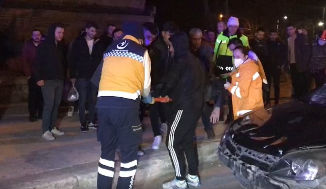 Yaya Geçidinde Kaza Sonucu Kalbi Duran Motosiklet Sürücüsü Hayatını Kaybetti