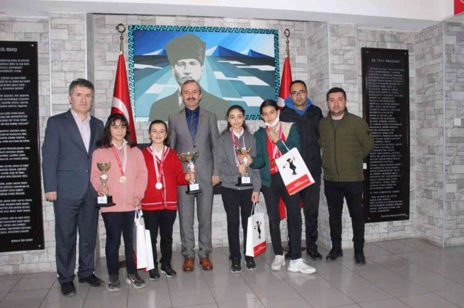 Öğrencilerden Büyük Başarı