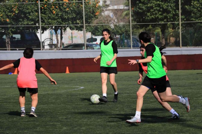 Tarladan Yeşil Sahalara