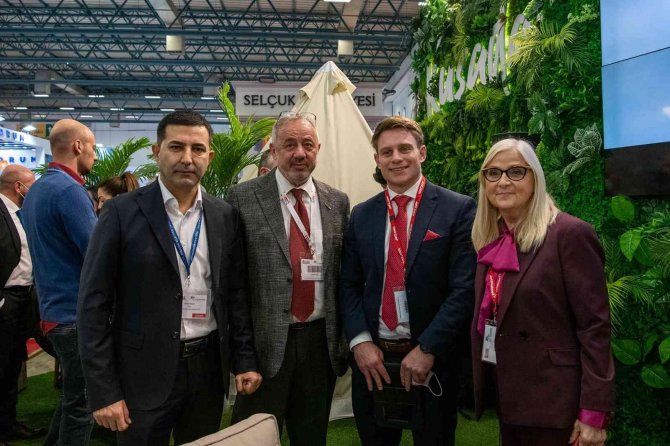 Başkan Günel, "Yönümüzü Dünyaya Çevirdik"