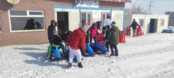 Öğrencilerin Kayak Heyecanı