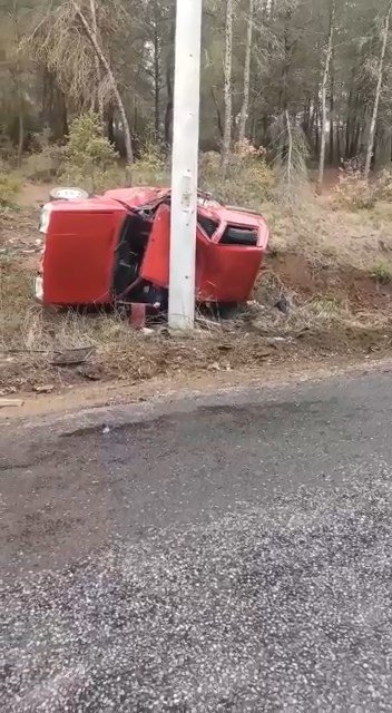 Hurdaya Dönen Otomobilden Sağ Kurtuldu