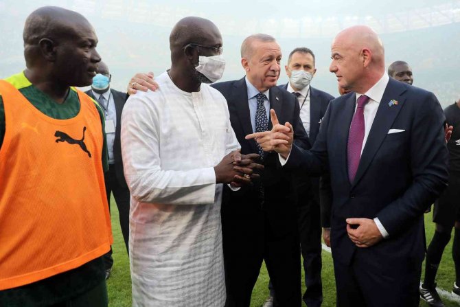 Cumhurbaşkanı Erdoğan, Senegal Stadyumu’nun Açılış Törenine Katıldı