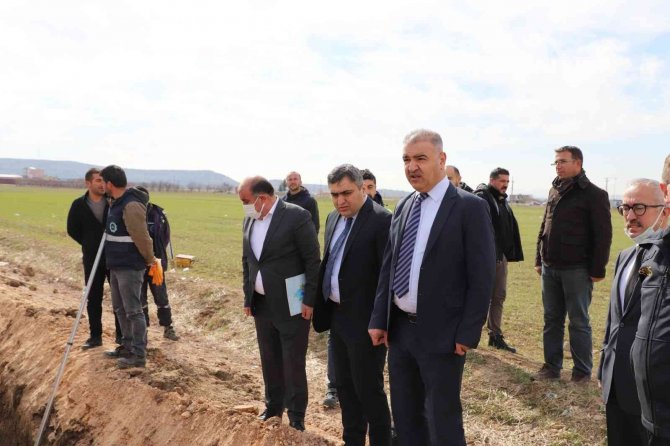Di̇ski̇’den Ergani’ye Yağmur Suyu Şebeke Hattı