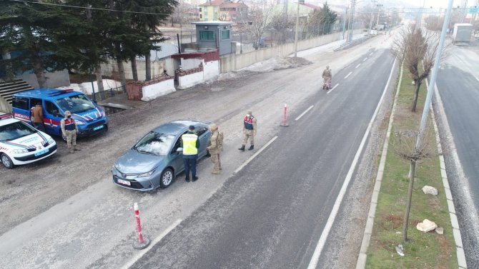 Malatya’da Dron İle Sürücülere Sıkı Takip