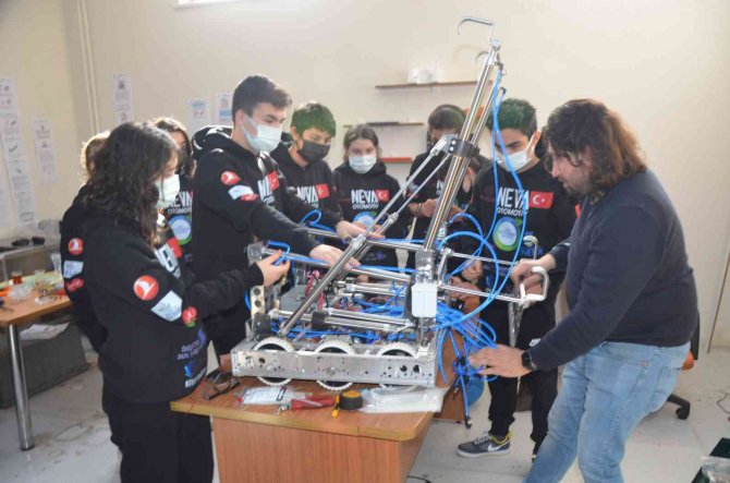 Ordulu Öğrenciler, Kanada’daki Robotik Yarışmada Türkiye’yi Temsil Edecek