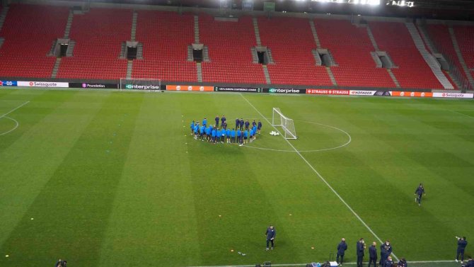 Fenerbahçe, Slavia Prag Maçı Hazırlıklarını Tamamladı
