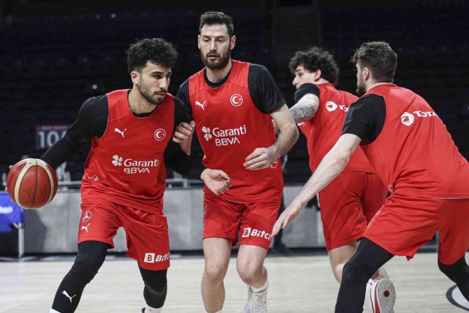 A Milli Erkek Basketbol Takımı, Yunanistan Maçı Hazırlıklarını Sürdürdü