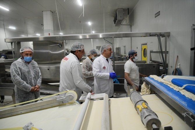 Şahin’den 70 Ülkeye İhracat Yapan Firmaya Ziyaret