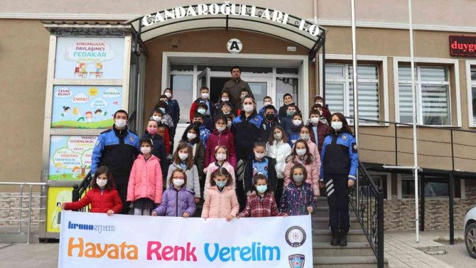 “Hayata Renk Verelim Projesi” Hız Kesmiyor