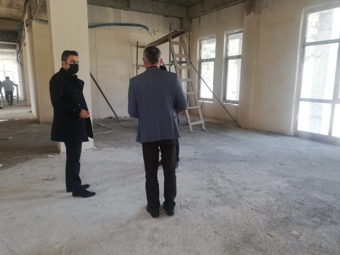 Kaymakam Emrah Bütün, Hanönü İlçesine Yapımı Devam Eden Yeni Hükümet Konağı İnşaat Alanında İncelemelerde Bulundu