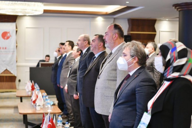 İ̇mamoğlu: “Yatırım Ve Üretim Olmazsa Olmazımız”