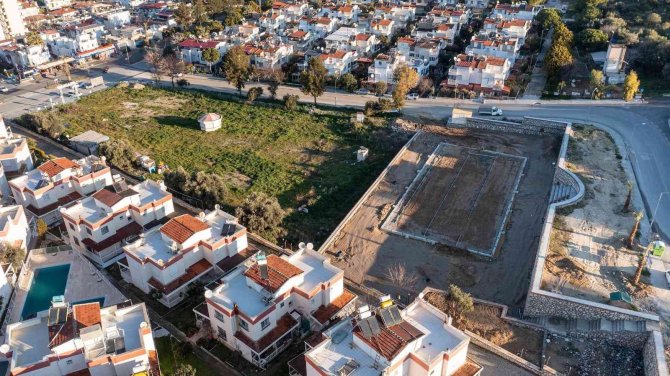 Kuşadası’na Spor Tesisi Gibi Park