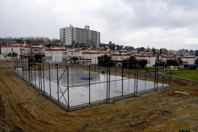 Kuşadası’na Spor Tesisi Gibi Park