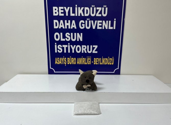 “Tirbuşon” Yakalandı Oyuncak Evdeki Ayıdan Uyuşturucu Fışkırdı