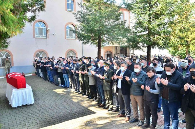 Kıbrıs Gazisi Aksüt Son Yolculuğuna Uğurlandı